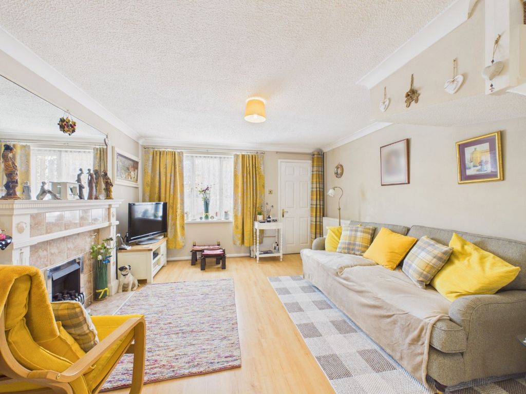 Property photo 3 of 17 5191265