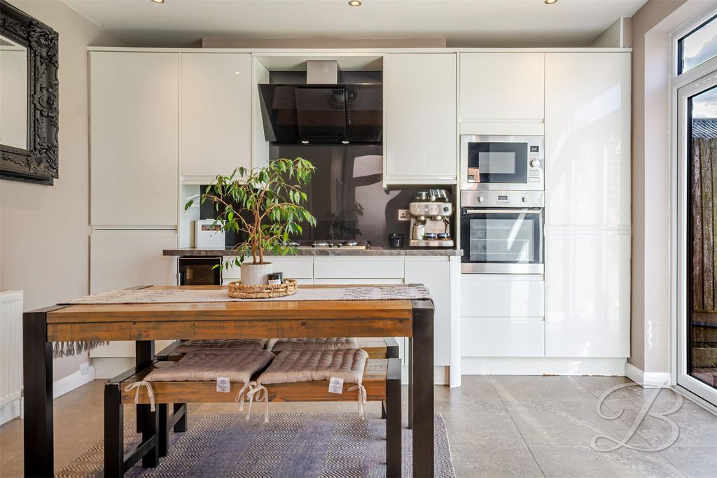 Property photo 2 of 40 Ccltd-28.Jpg