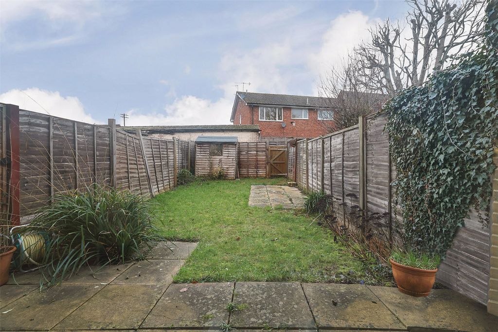 Property photo 2 of 10 Picture No. 12