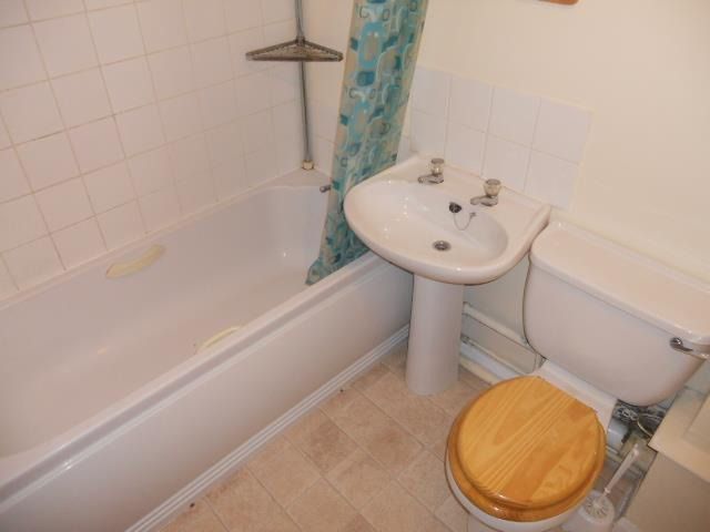 Property photo 3 of 5 2068573
