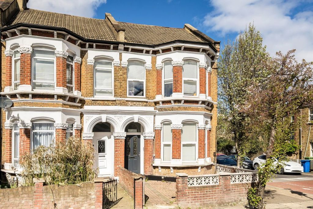 Property photo 1 of 4