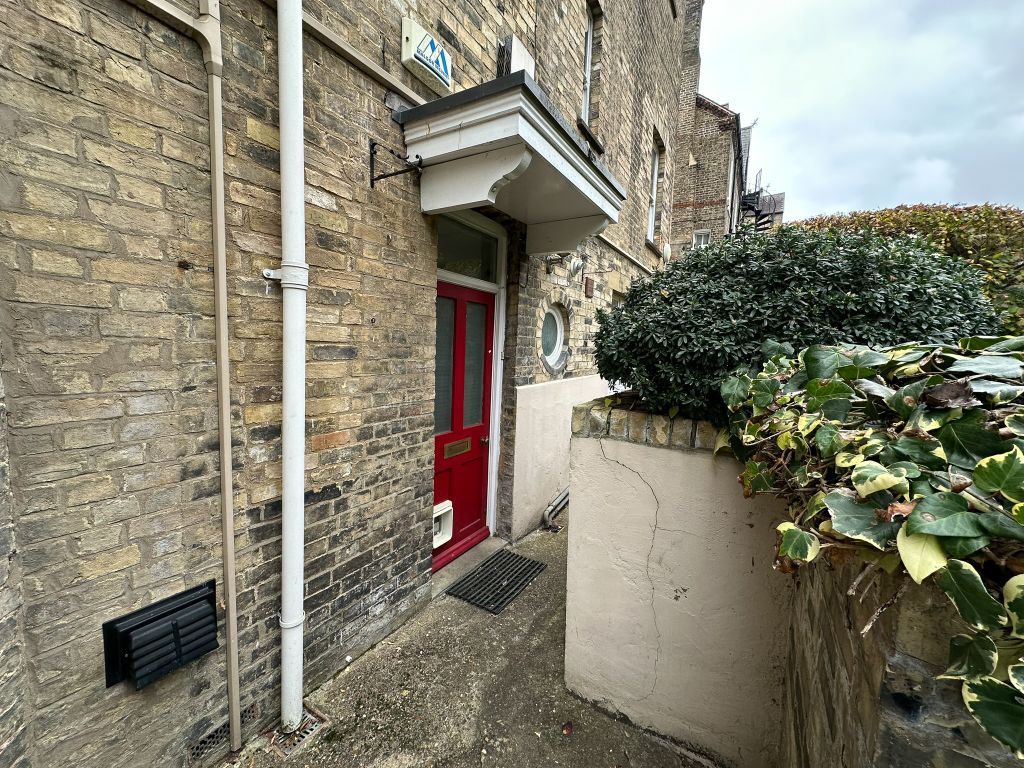 Property photo 1 of 19 Front