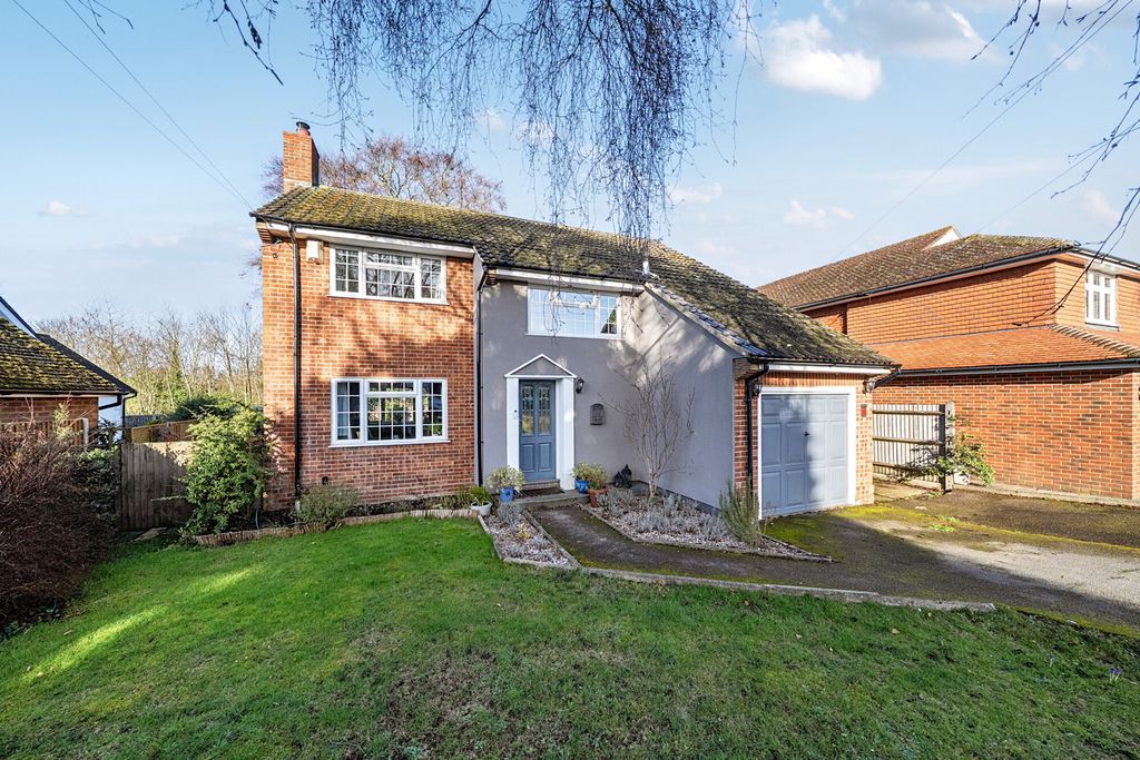 Property photo 1 of 21 1414762-12-699445...