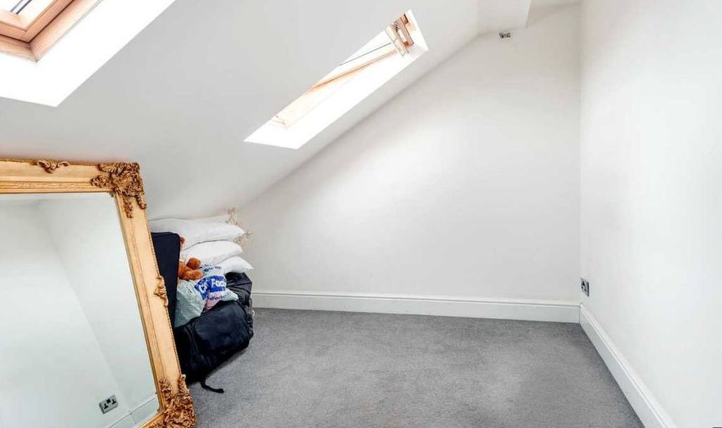 Additional image 15 of 4 bed flat to rentQuebec Road, Ilford IG1