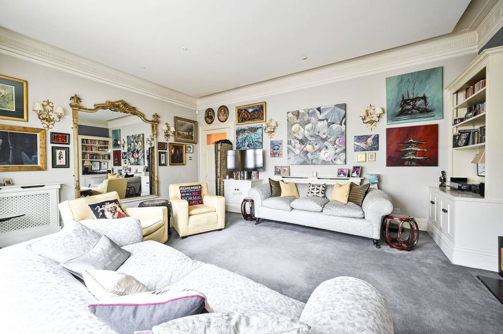 Property photo 1 of 38