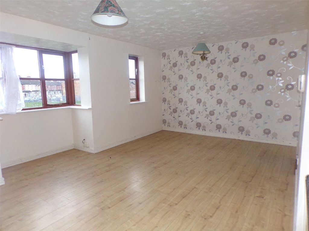 Property photo 2 of 11 Picture No. 09