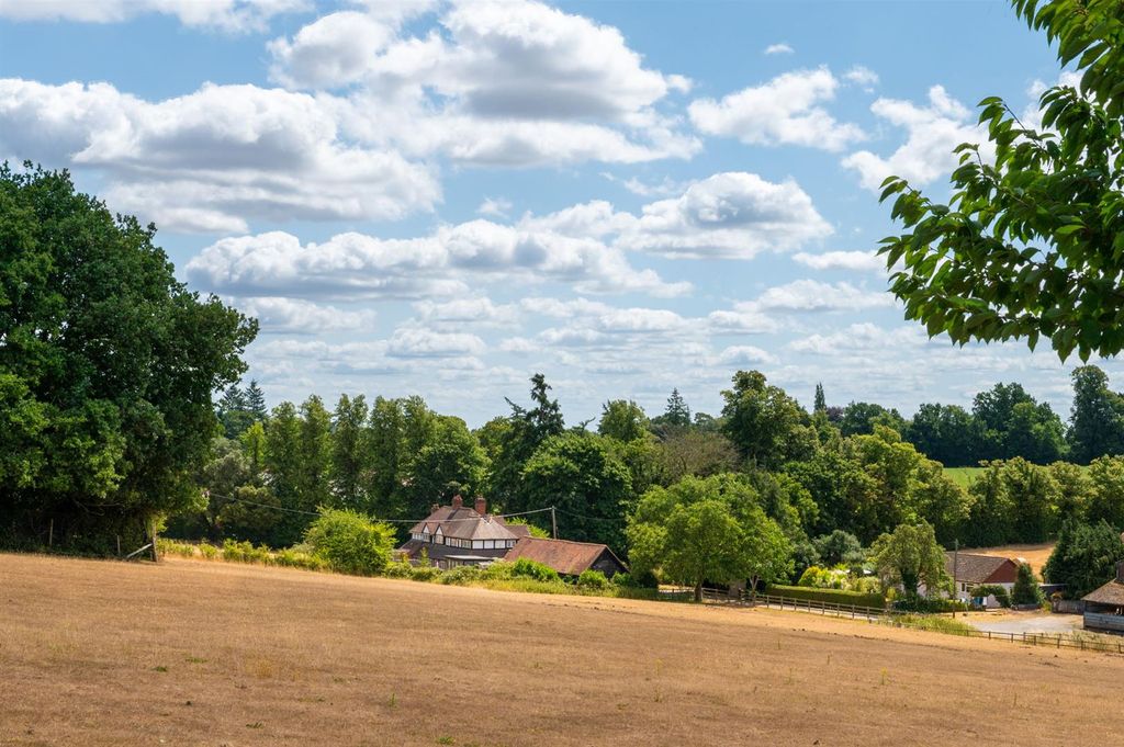 Property photo 2 of 26 Country Setting
