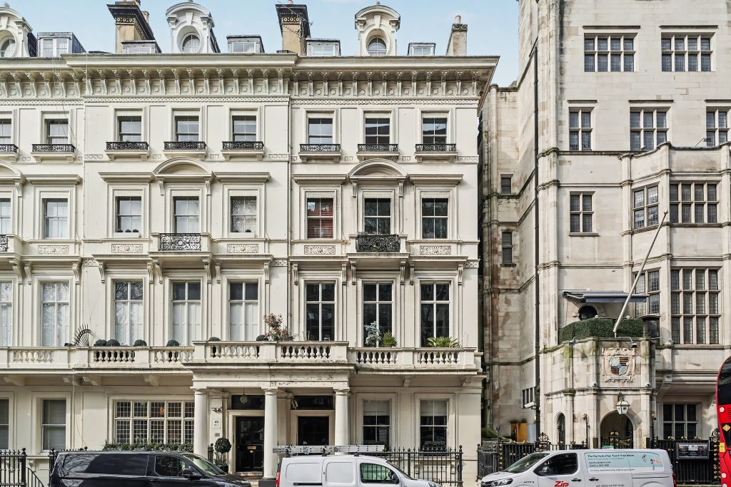 Property photo 2 of 15