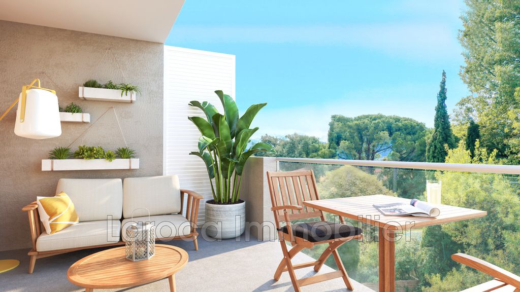 Property photo 1 of 3