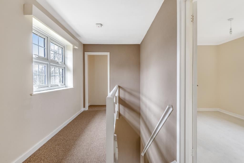 Property photo 2 of 12 Internal