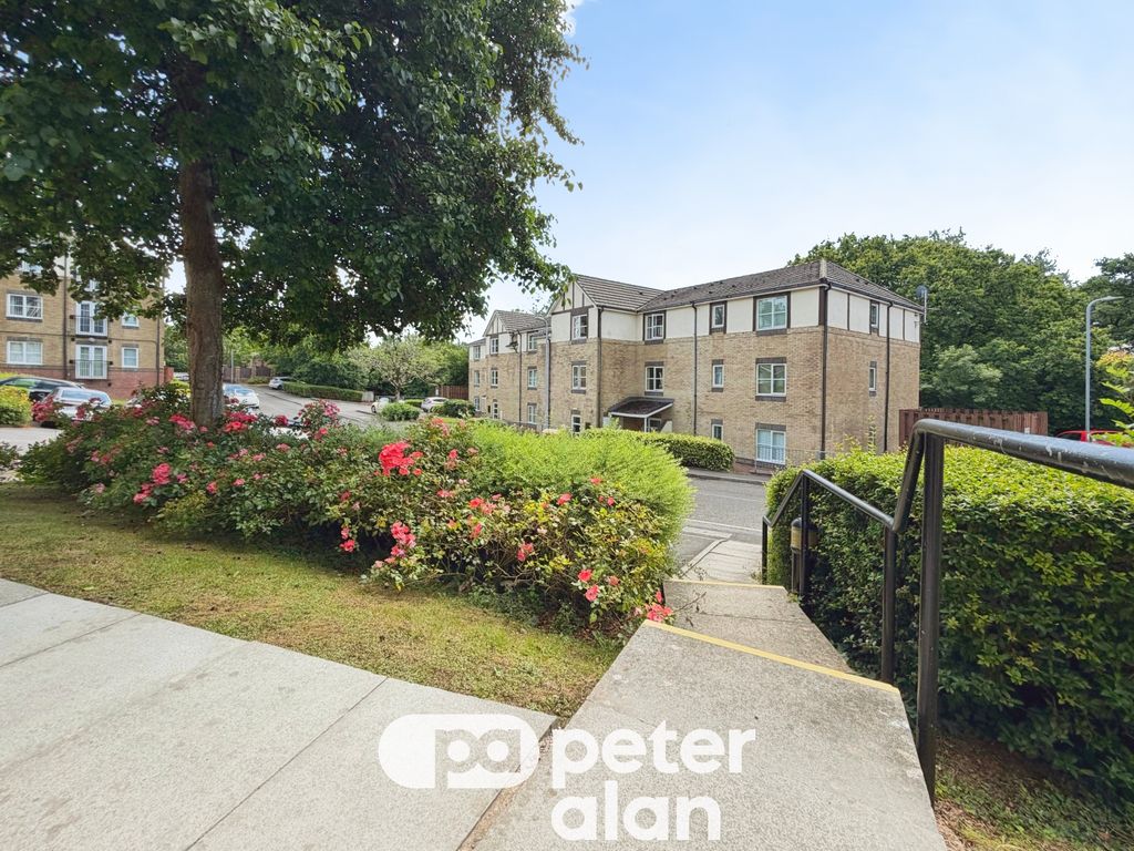 Property photo 2 of 16