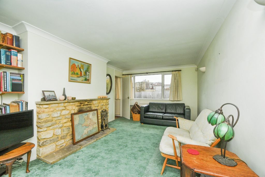 Property photo 3 of 19