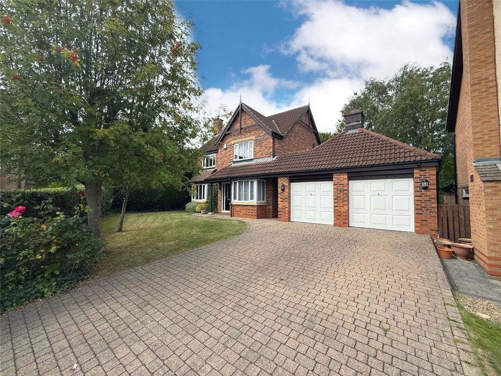 Property photo 1 of 28 External
