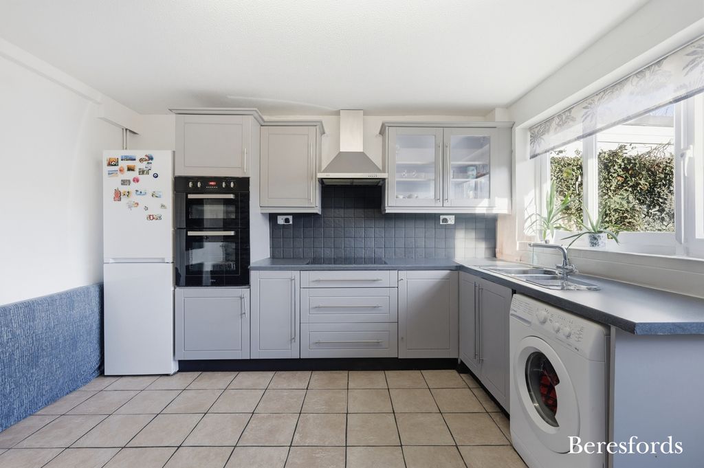 Property photo 2 of 17 Picture No. 19