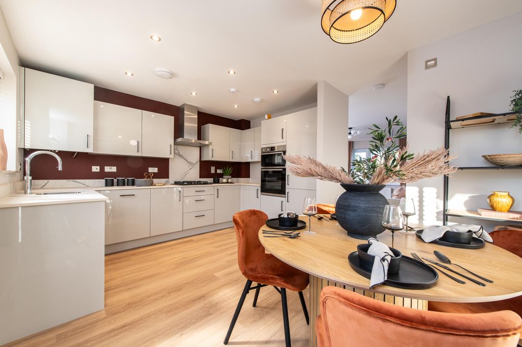 Property photo 2 of 15 Image