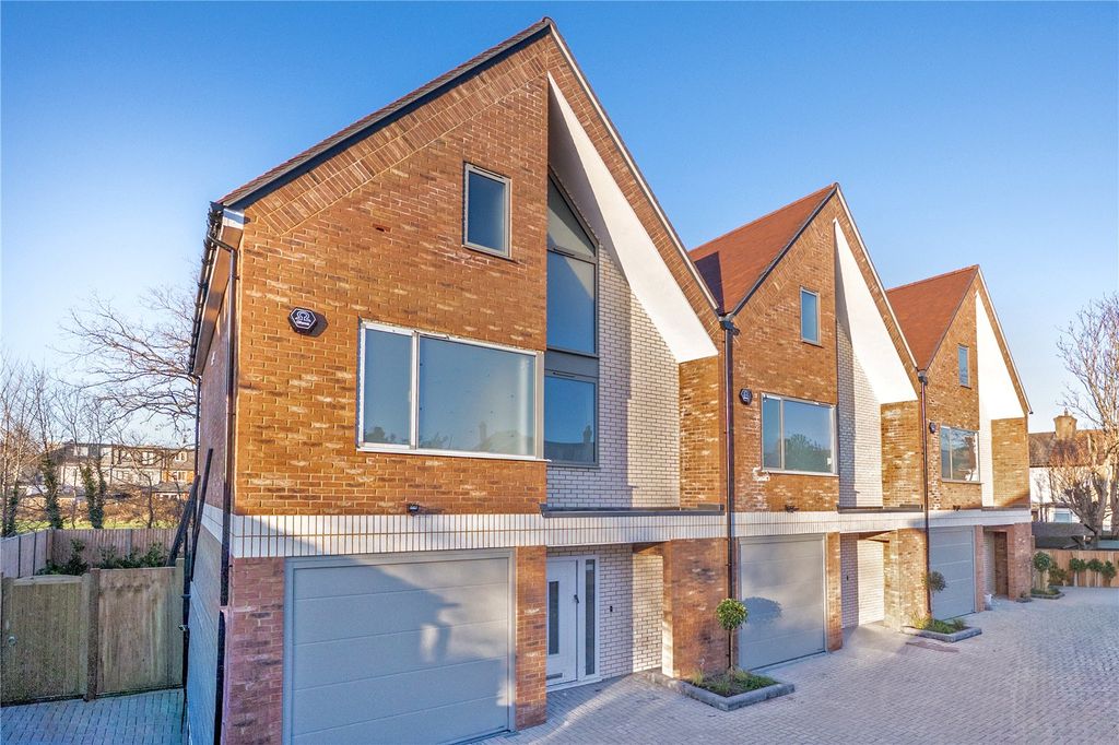 Property photo 2 of 20 Picture No. 06