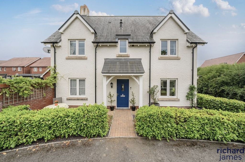 Property photo 1 of 16 c3070Afe167F4d24Bc1833Cedc9B72E0