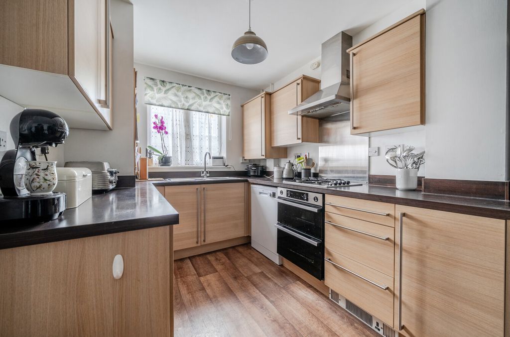 Property photo 3 of 15 1464215-1-6A0B3Bf...