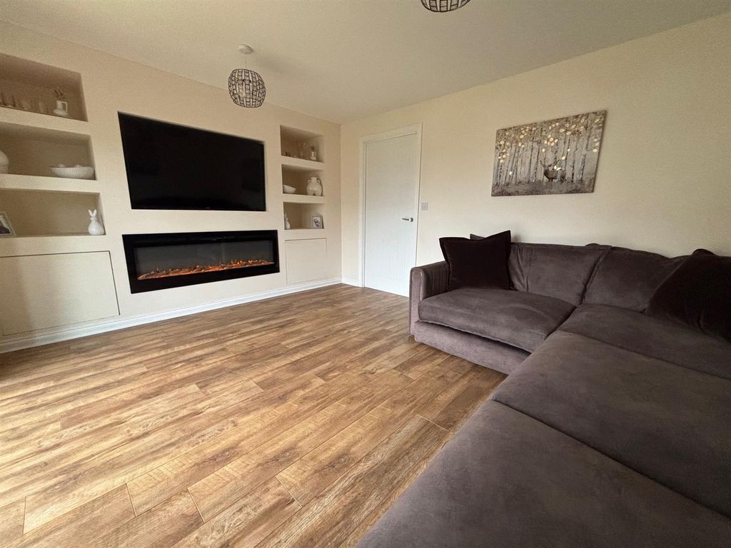 Property photo 2 of 15 Img_6210.Jpg