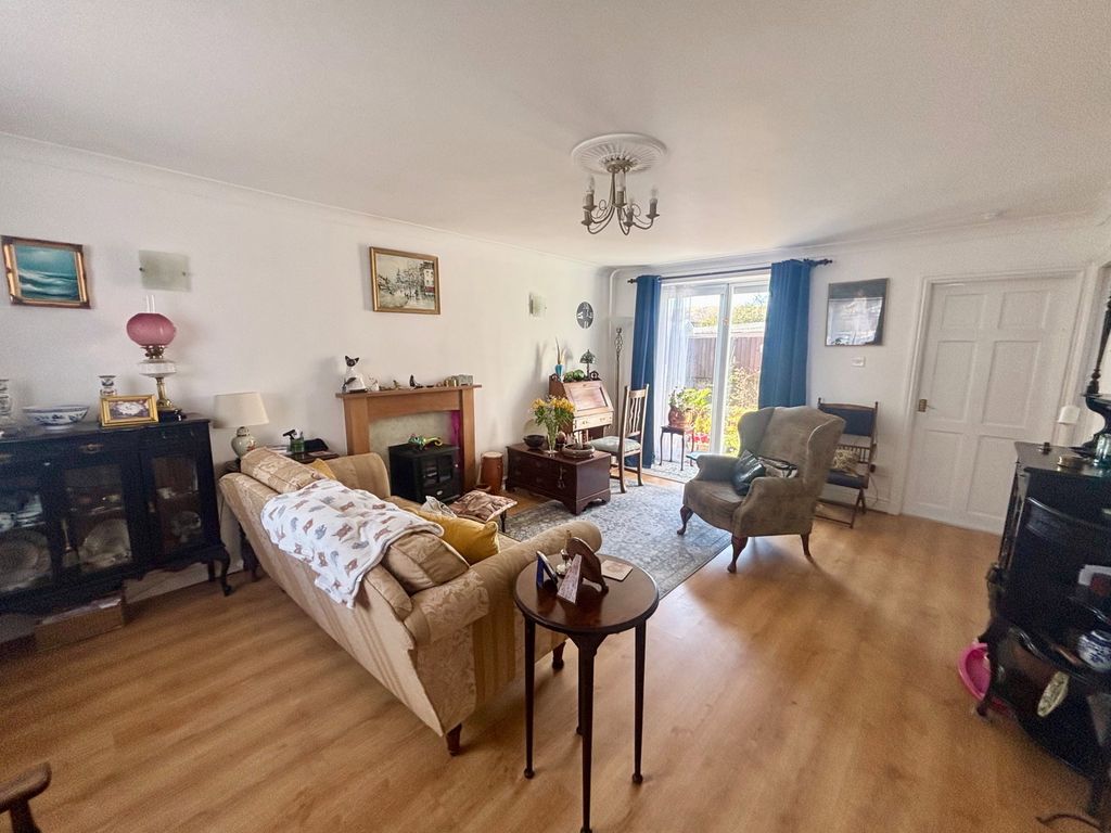 Property photo 3 of 20