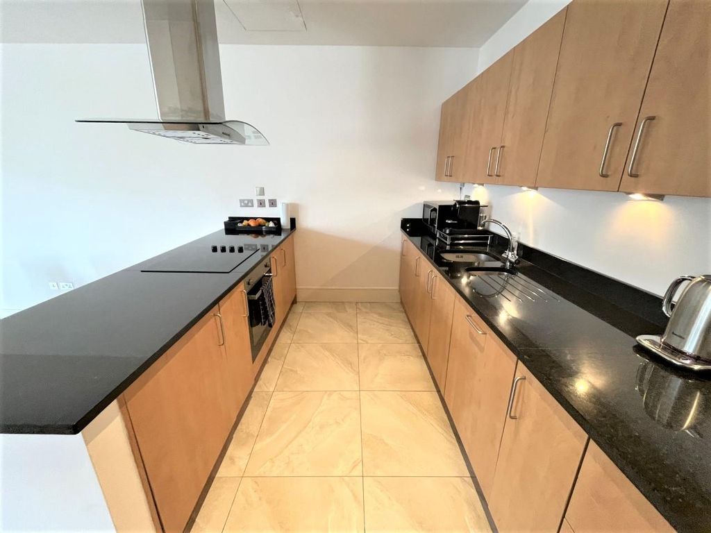 Property photo 3 of 23 Kitchen