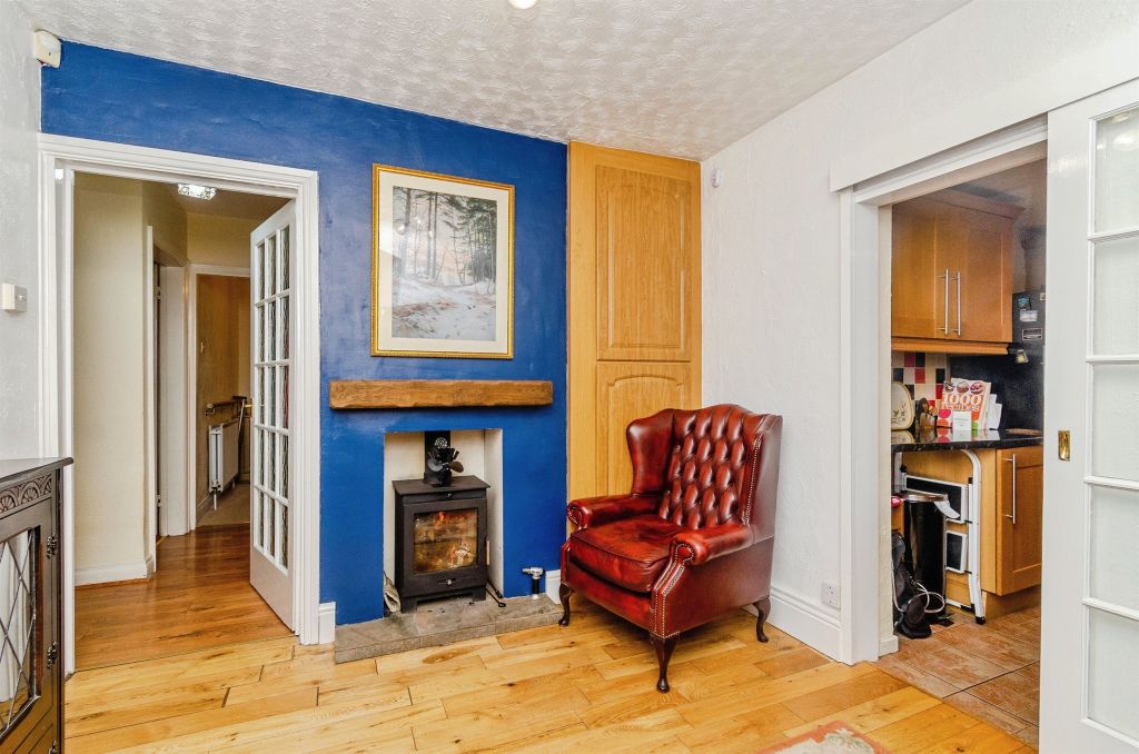 Property photo 3 of 18