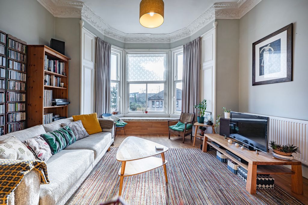 Property photo 3 of 40