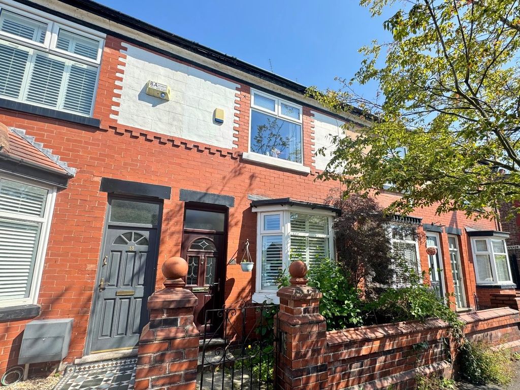 Property photo 1 of 18