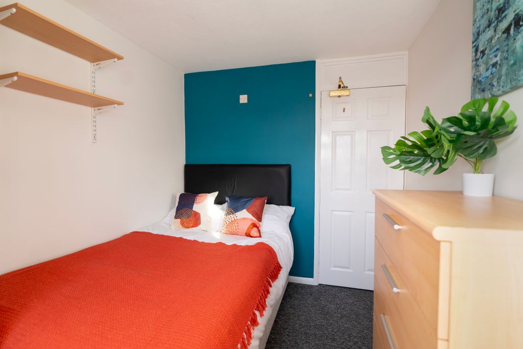 Property photo 3 of 15 Dsc09752