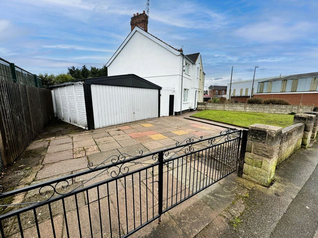 Property photo 3 of 29