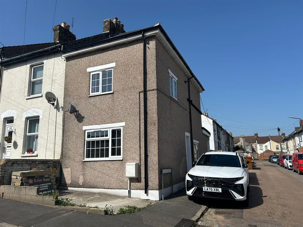 Property photo 2 of 14 31ba7812-4ee6-4650-B75A-4E7Fdbdd606B.Jpg