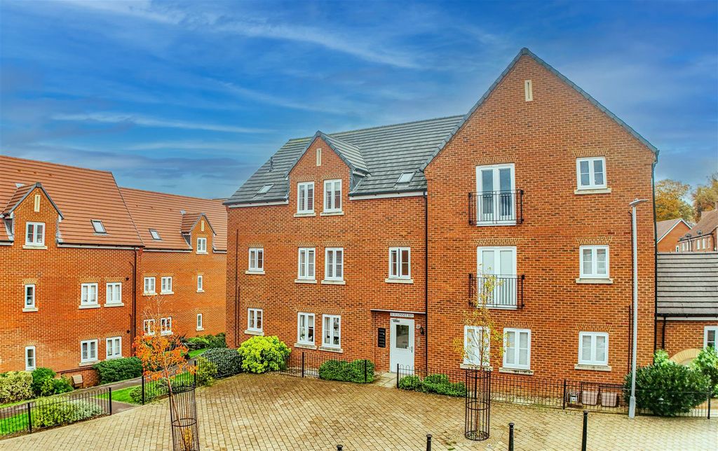 Property photo 1 of 15 Dji_20251103131702_0125_D-1.Jpg