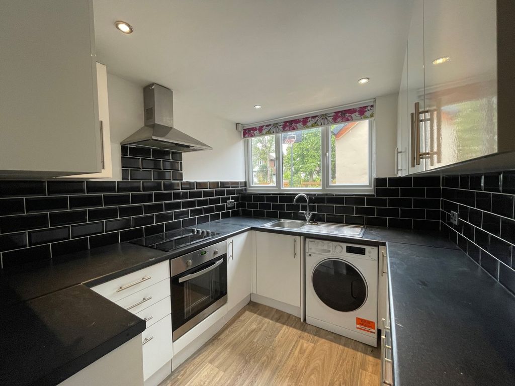 Property photo 3 of 12 Picture No. 22