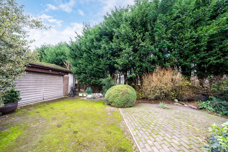 Property photo 2 of 33 Photo 23