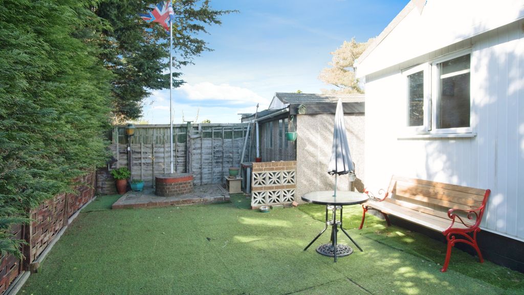 Property photo 2 of 15