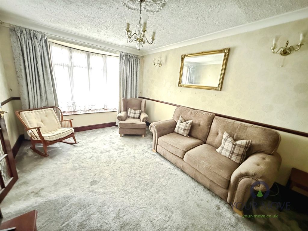 Property photo 2 of 11 Living Room
