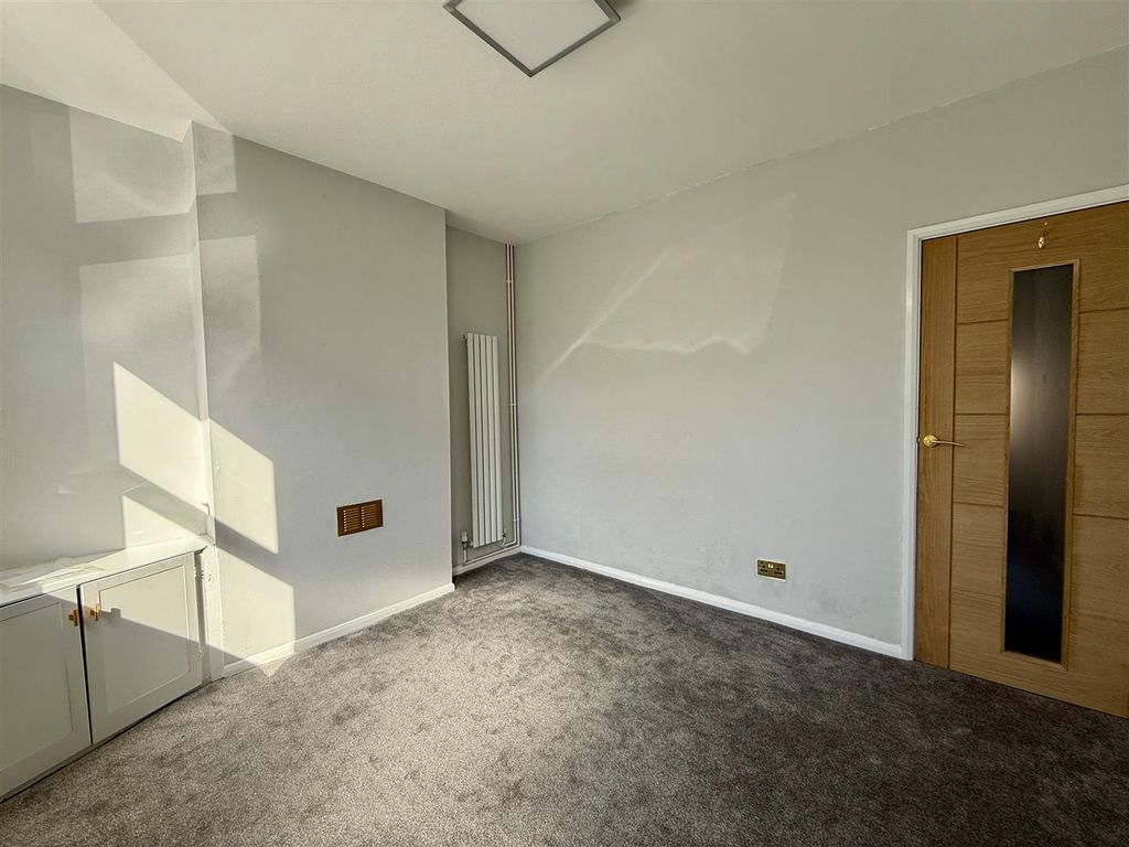 Property photo 2 of 7 Img_2438.Jpg