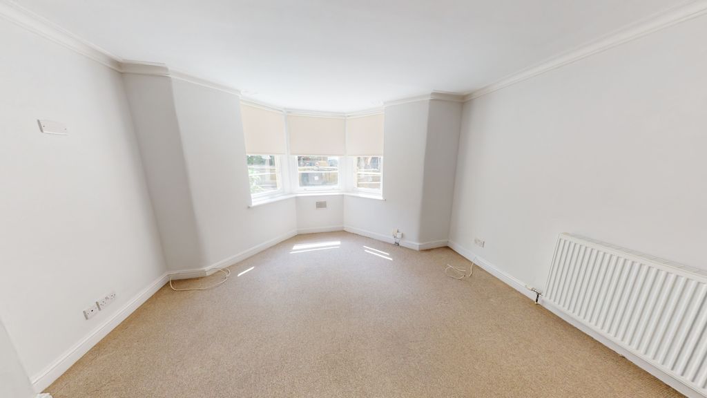 Property photo 2 of 6 19-West-Park-0721202