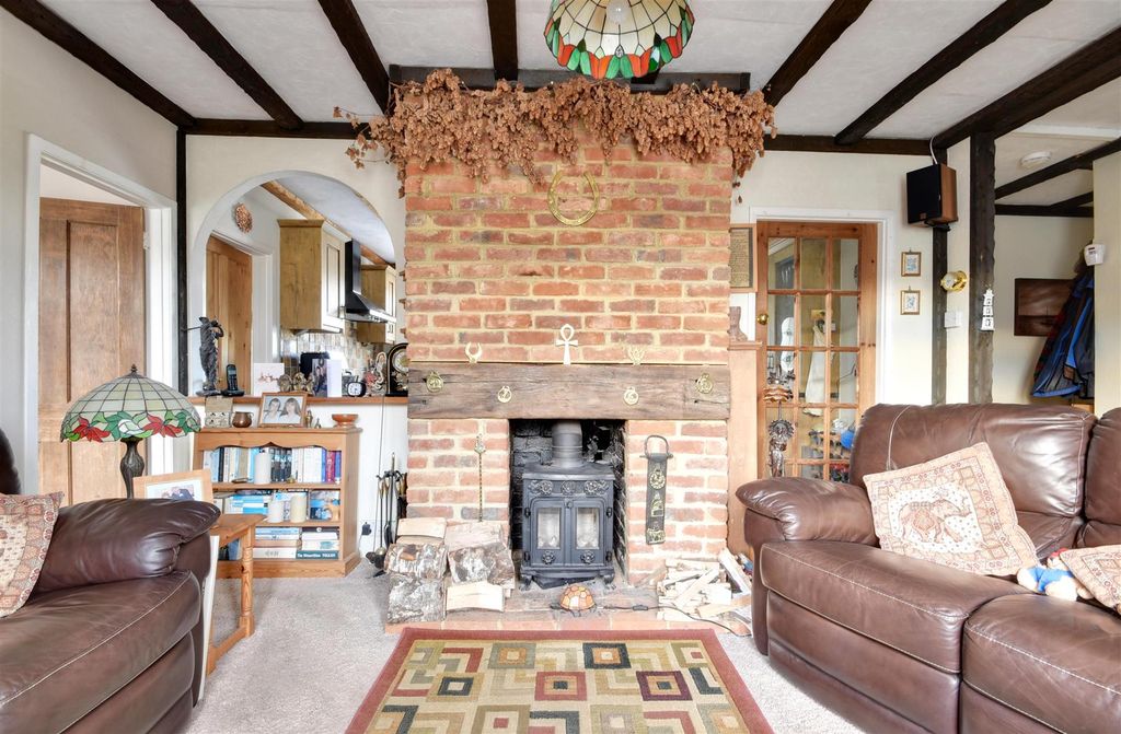 Property photo 3 of 19