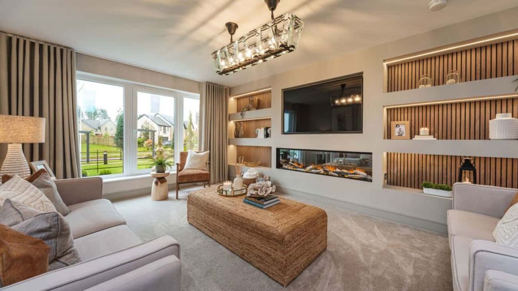 Property photo 2 of 16