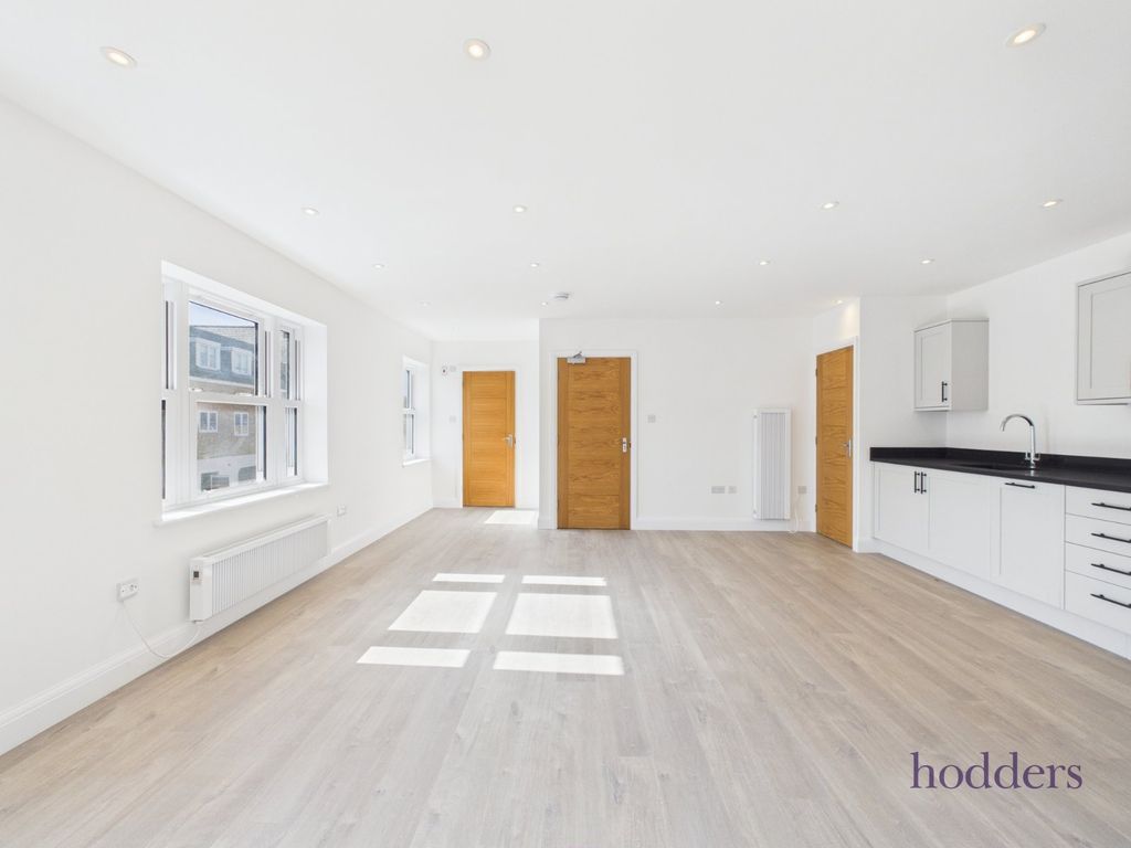 Property photo 1 of 9 Picture No. 16