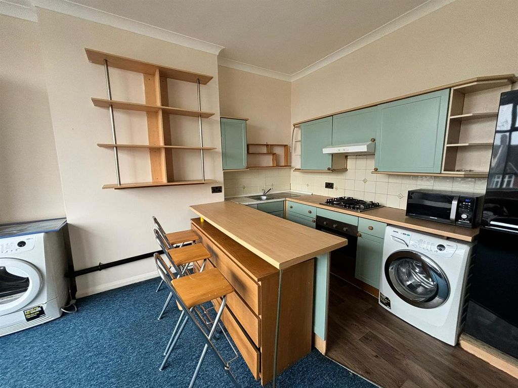 Property photo 2 of 7 34.Jpg