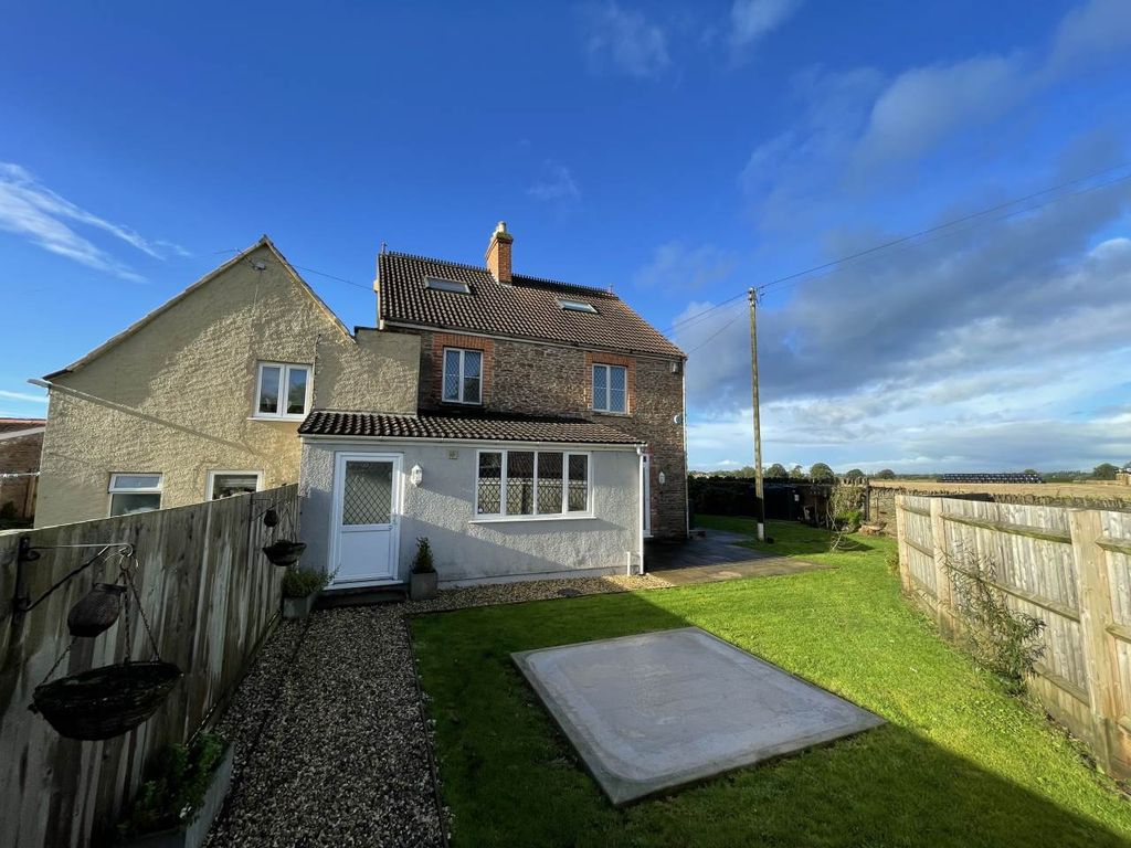 Property photo 1 of 15 Front
