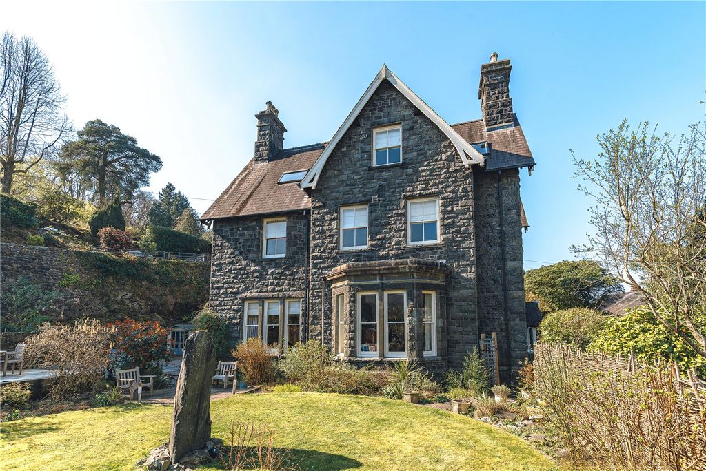 Property photo 1 of 64 Picture No. 03
