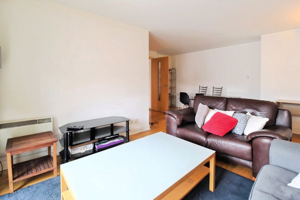 Property photo 3 of 11 Picture No. 22