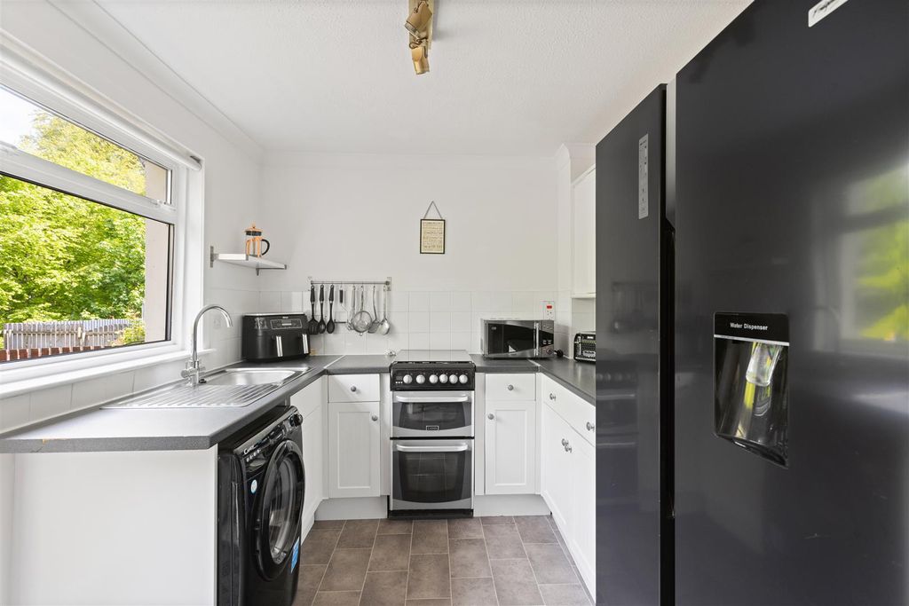 Property photo 3 of 28 7.Jpg