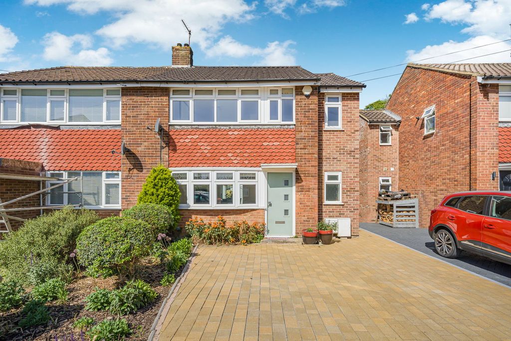 Property photo 1 of 13