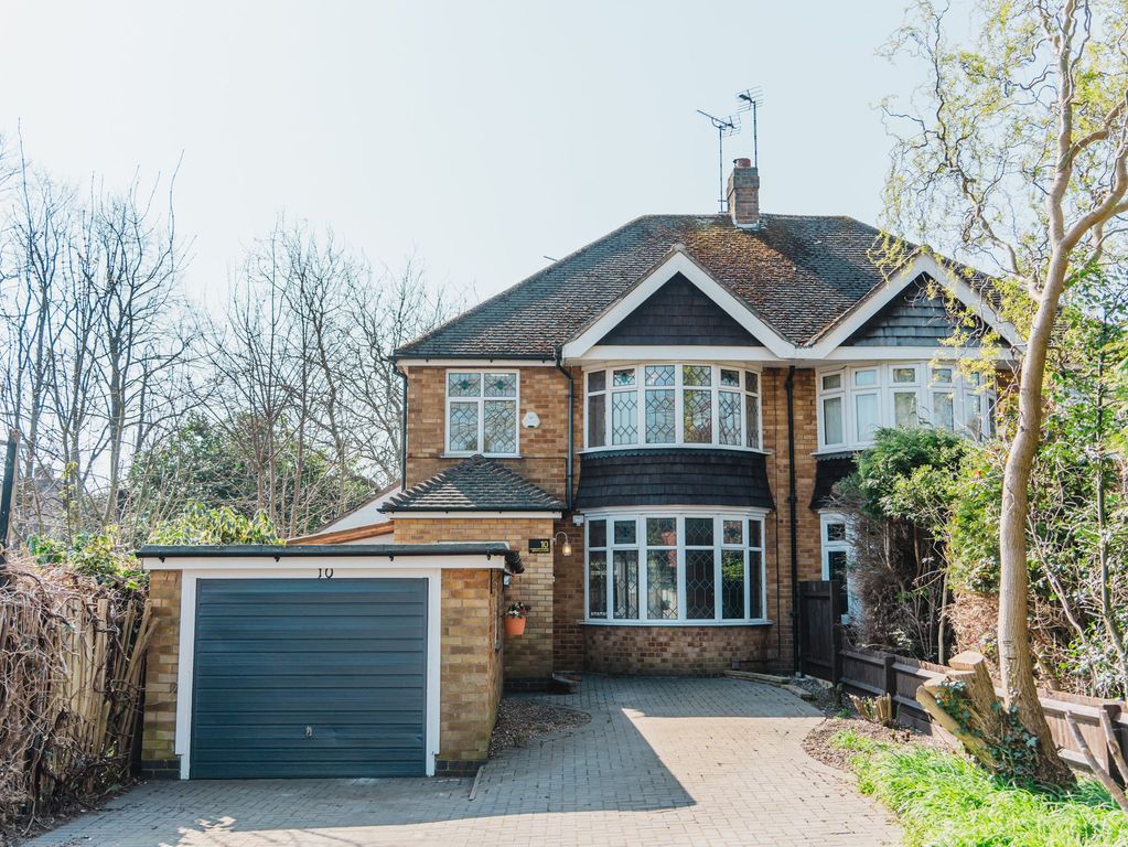 Property photo 1 of 33