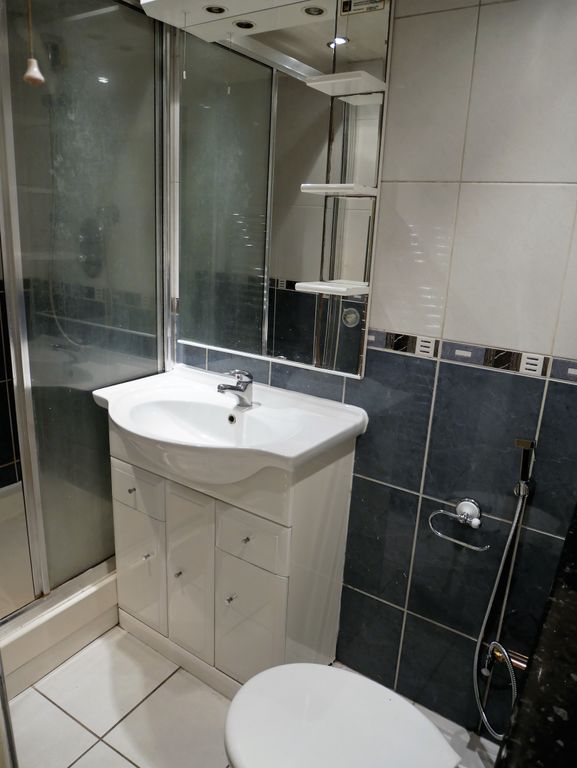 Property photo 3 of 3