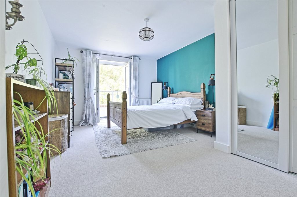 Property photo 2 of 12 Picture No. 02